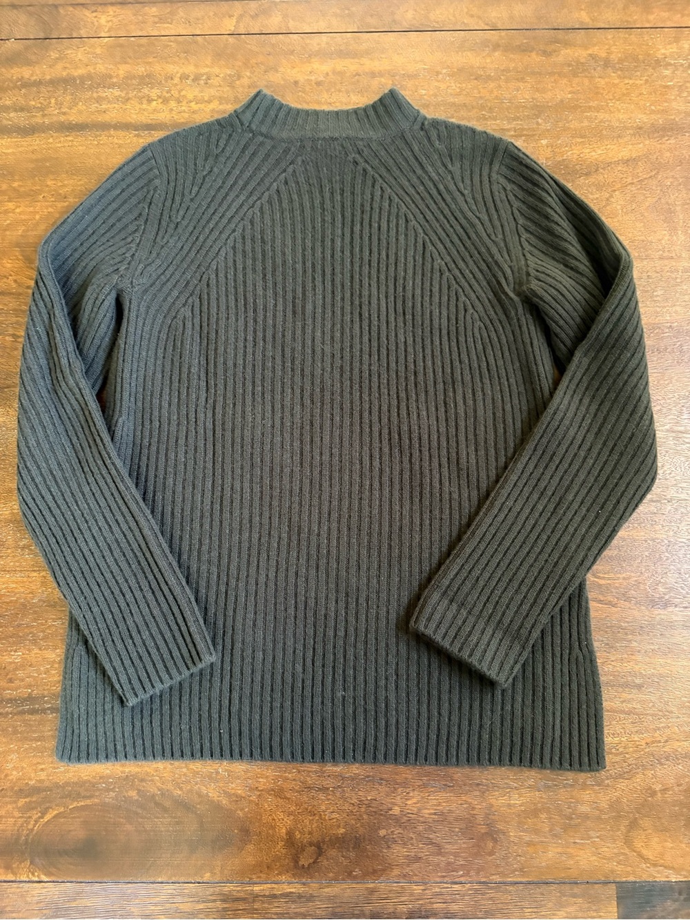 VINCE Ribbed Wool & Cashmere Mock Neck Sweater Size Small Olive Green MSRP $365 - Picture 2 of 9